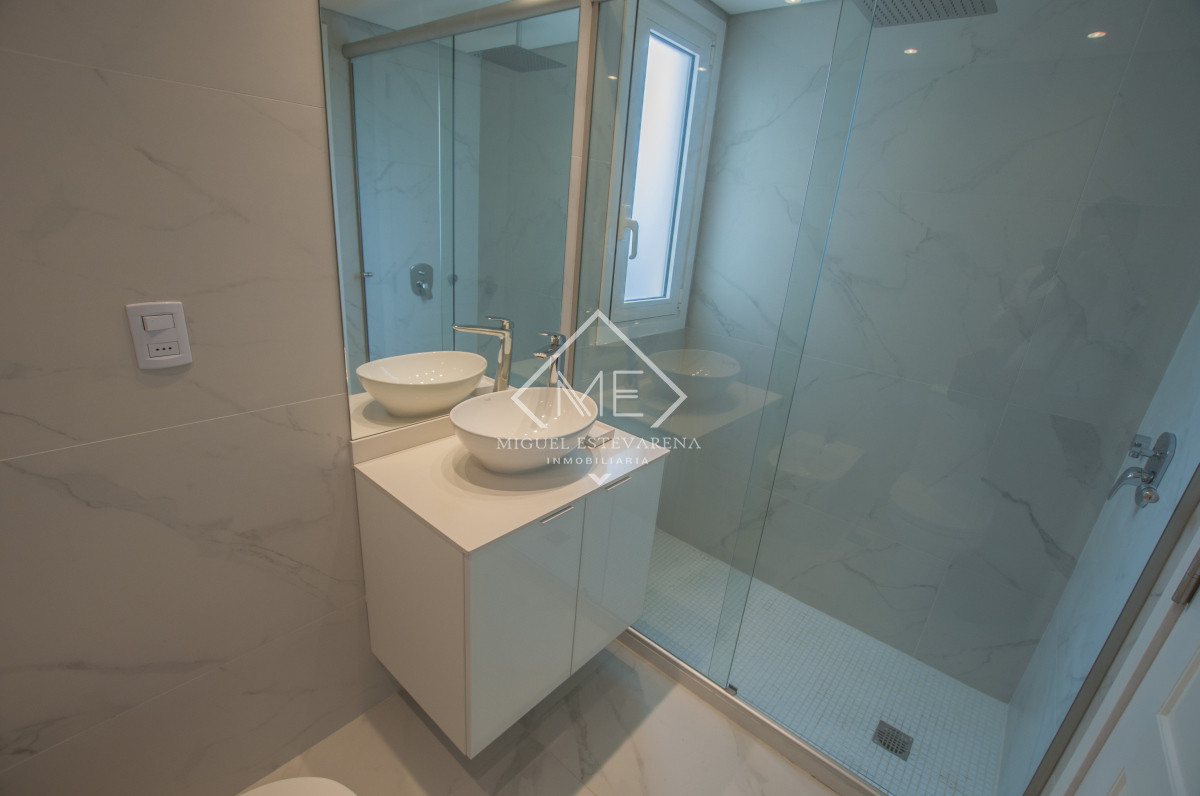 Apartamento ID.846 - Venta Apto 3 Dorms Suite + Dependencia - Poseidón Laguna