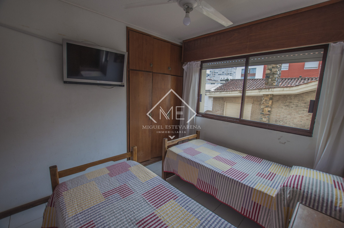 Apartamento ID.823 - Apto 3 Dorm. Pte. del Este - Frente El Emir, Vista Mar Directa