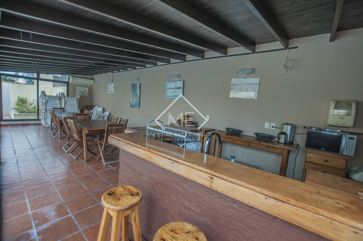 Apartamento ID.823 - Apto 3 Dorm. Pte. del Este - Frente El Emir, Vista Mar Directa