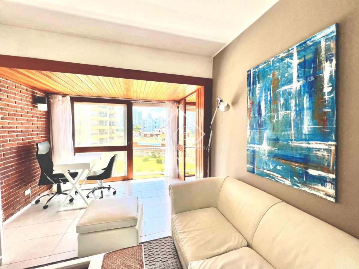 Apartamento ID.777 - Oportunidad única: En venta apartamento amueblado en Islamar, Ideal para Familias o Inversión