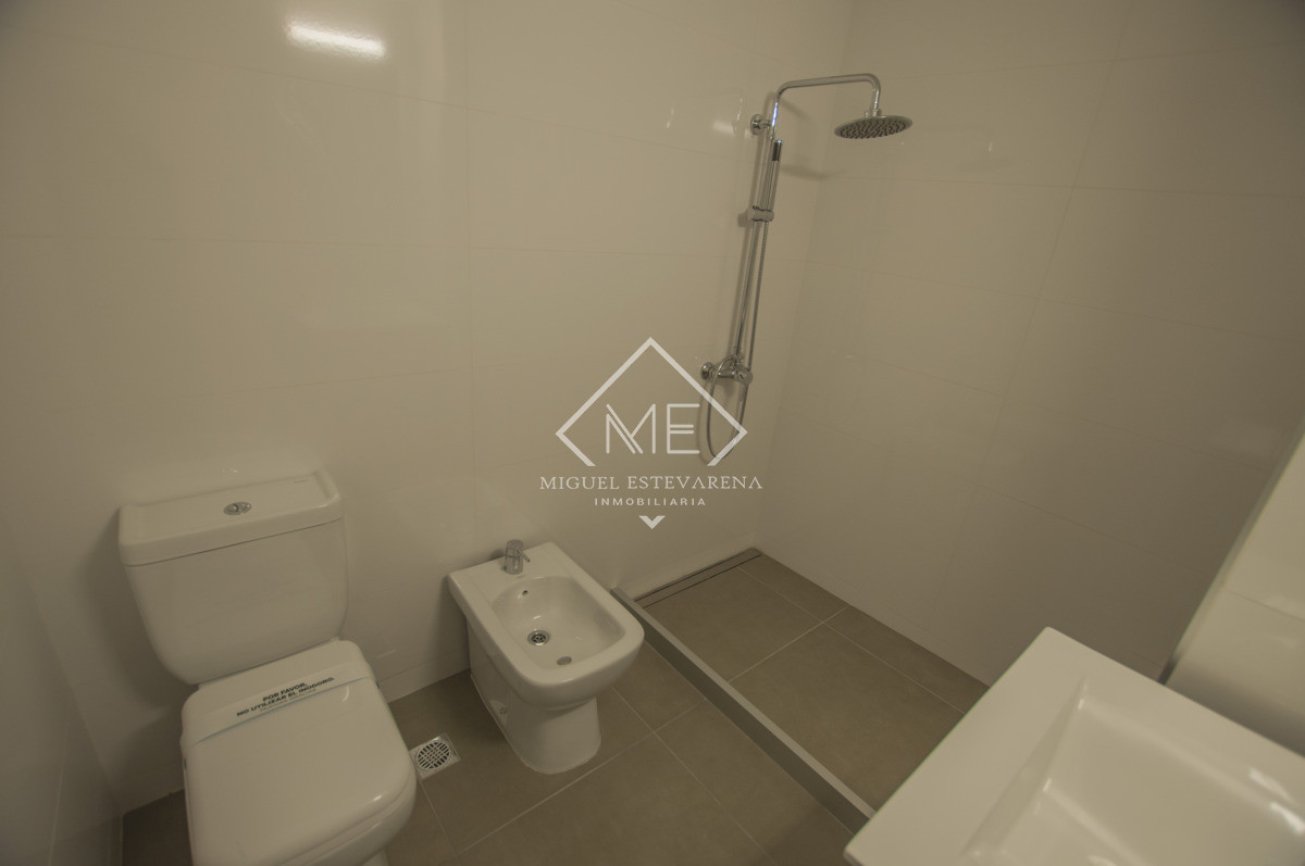 Apartamento ID.850 - Apto 2 Dormitorios A Estrenar - Terraza Exclusiva, Tres Cruces