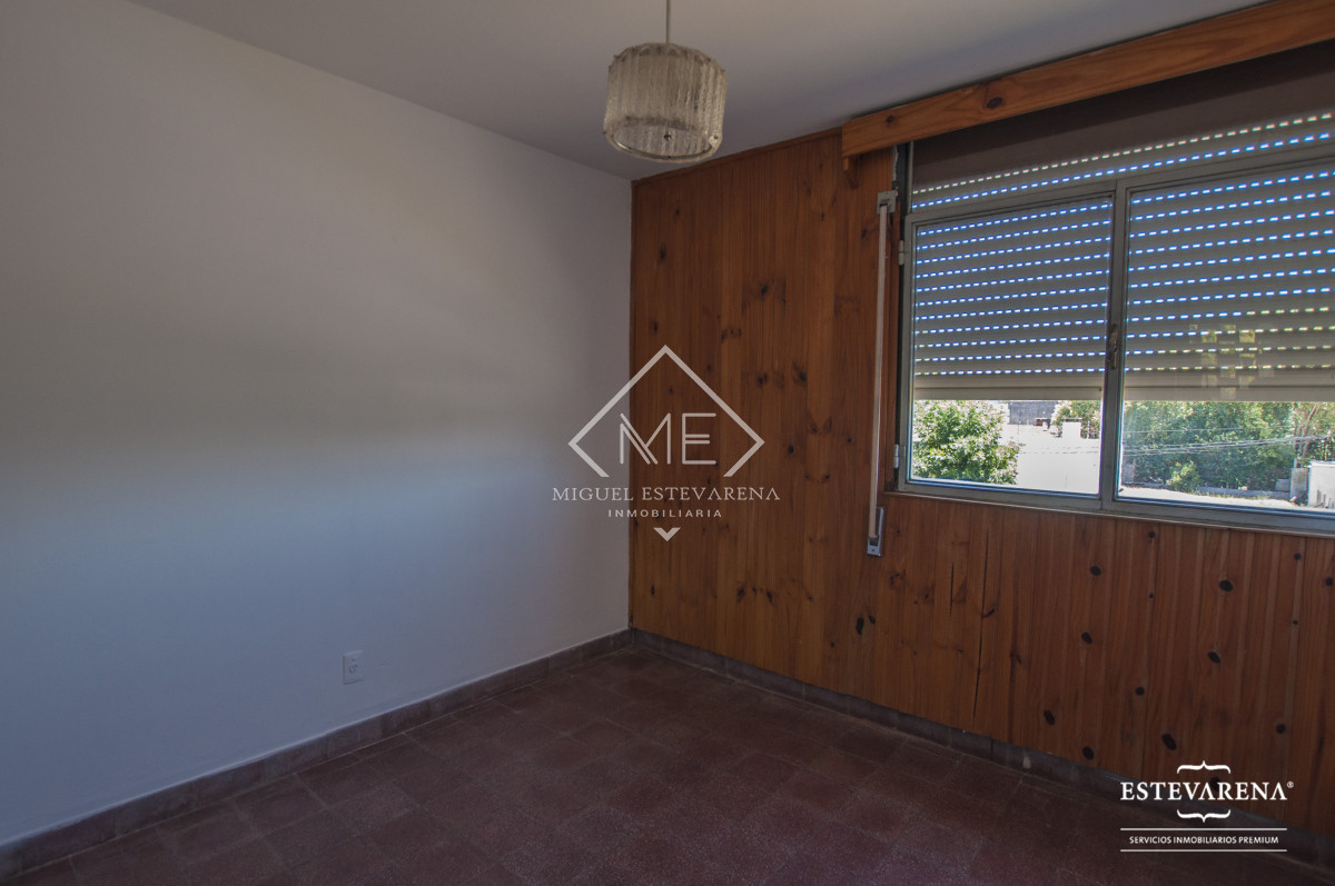 Apartamento ID.843 - Alquiler Apto 2 Dorm. Minas - Sin Gastos Comunes, Terraza