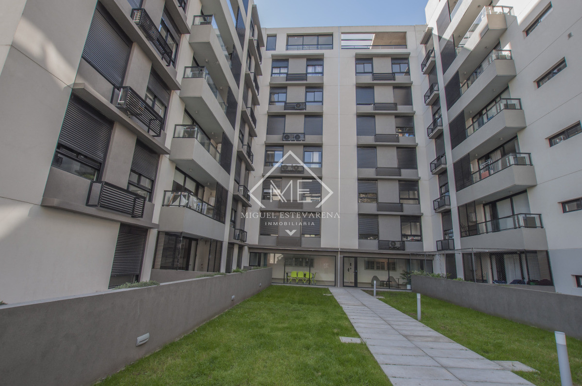 Apartamento ID.850 - Apto 2 Dormitorios A Estrenar - Terraza Exclusiva, Tres Cruces