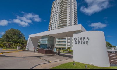 Venta Ocean Drive: Lujo, Bajos Gastos Comunes Y Baja Contribución