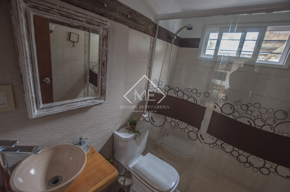 Casa ID.730 - En venta increible PH de 3 dormitorios y 2 baños en Pinares, Maldonado