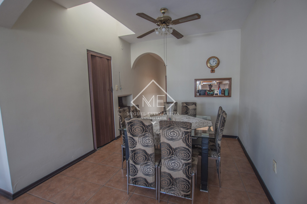 Casa ID.826 - Casa 4 Dorm. Buceo - 2 Patios, Garaje, Apta Banco