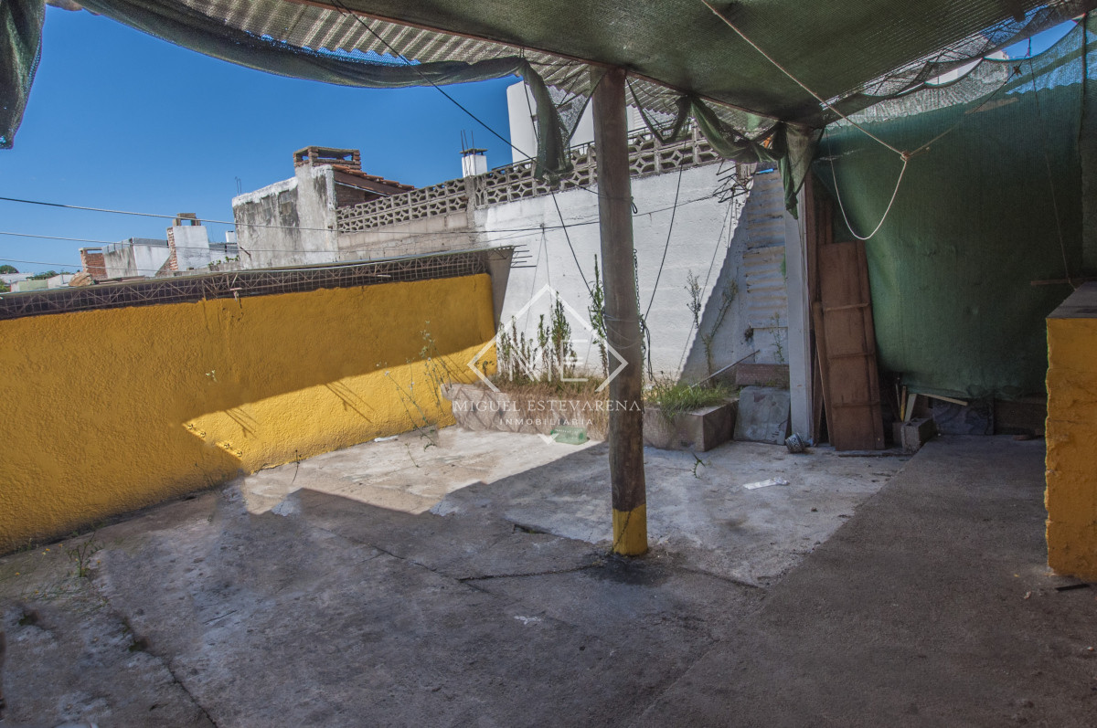 Casa ID.771 - Casa de 3 dormitorios en alquiler, Minas. 