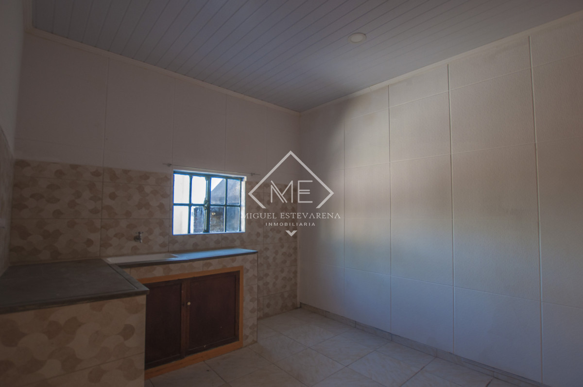 Casa ID.855 - Venta Casa Con Renta - 345m2, Estufa A Leña, Cerca De Todo