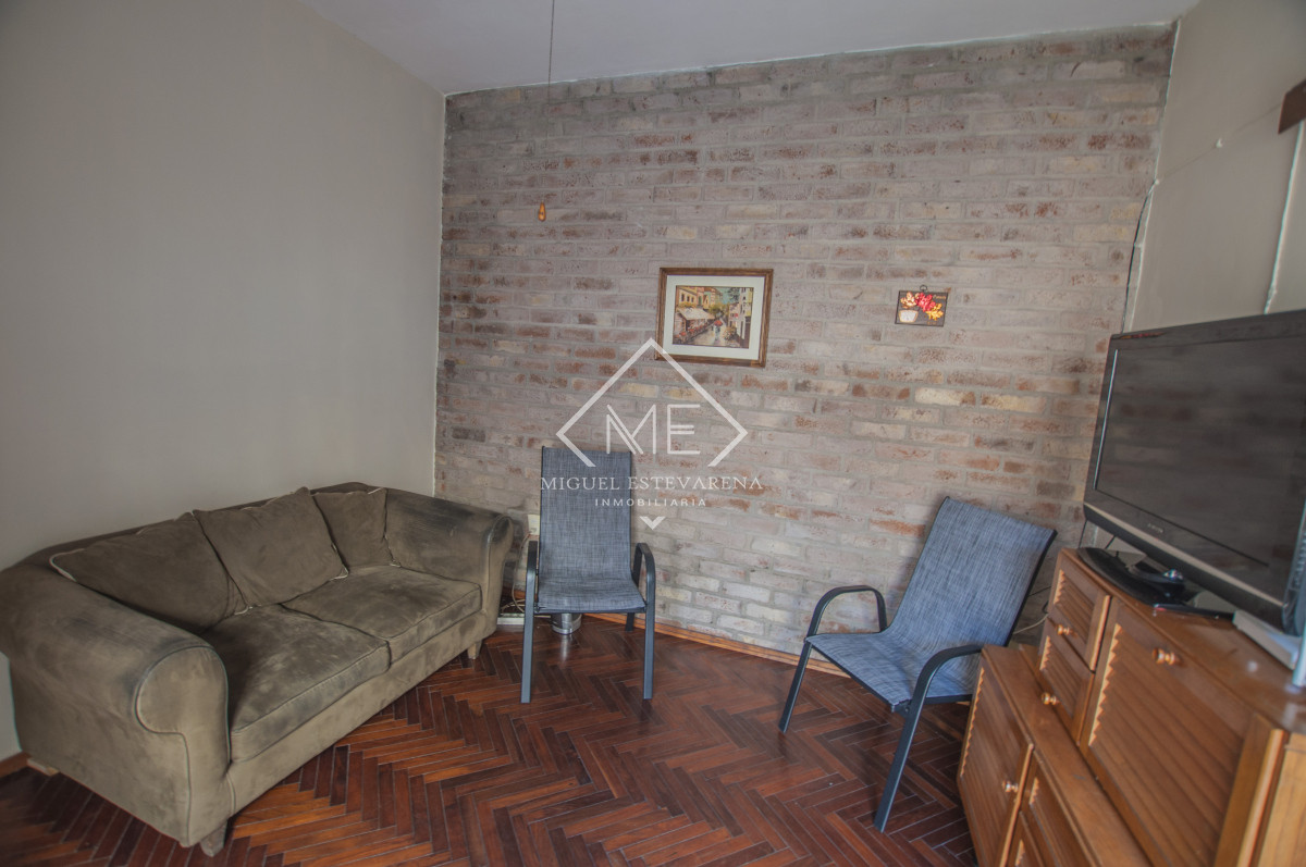 Casa ID.826 - Casa 4 Dorm. Buceo - 2 Patios, Garaje, Apta Banco