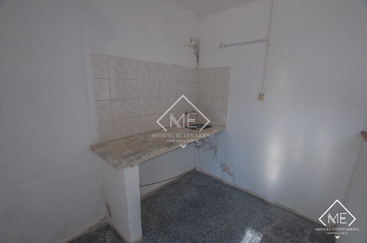 Casa ID.681 - Alquiler en Minas apto al fondo 1 dormitorio