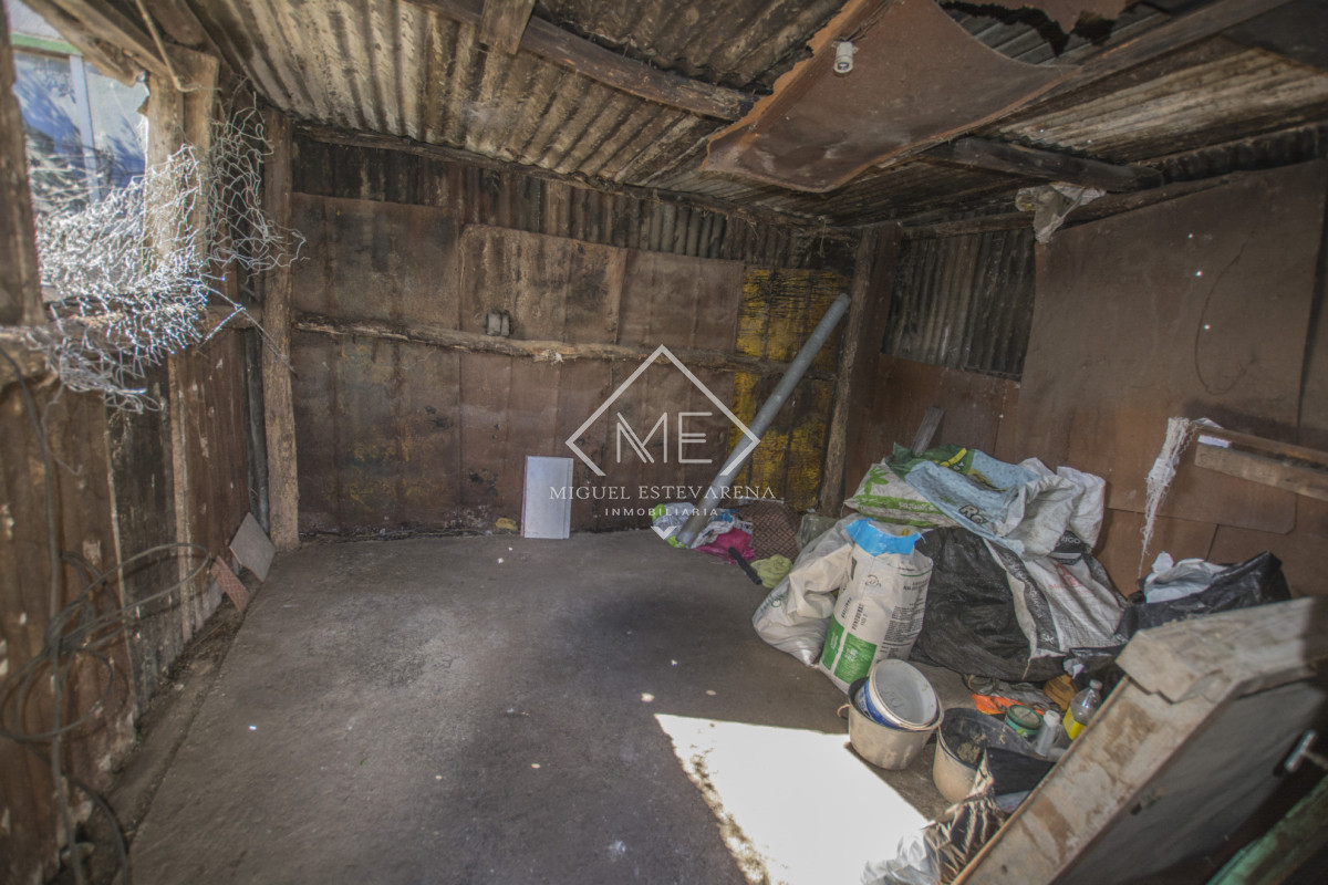 Casa ID.898 - Casa a la Venta en Barrio El Tanque - Terreno de +500 m² con Potencial de Ampliación