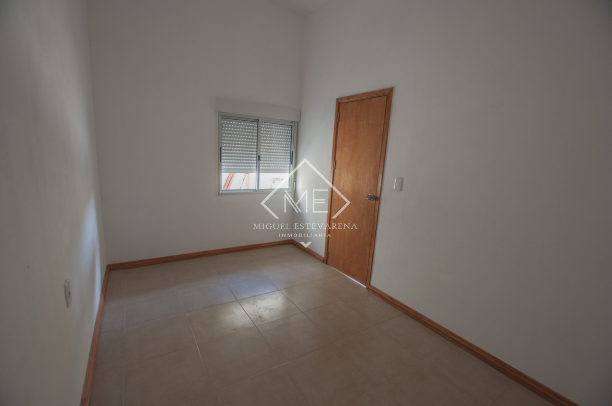 Casa ID.873 - Alquiler en Barrio Las Delicias - Casa 2 Dormitorios Remodelada