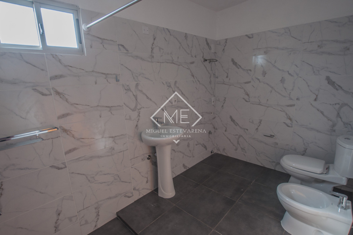 Casa ID.873 - Alquiler en Barrio Las Delicias - Casa 2 Dormitorios Remodelada