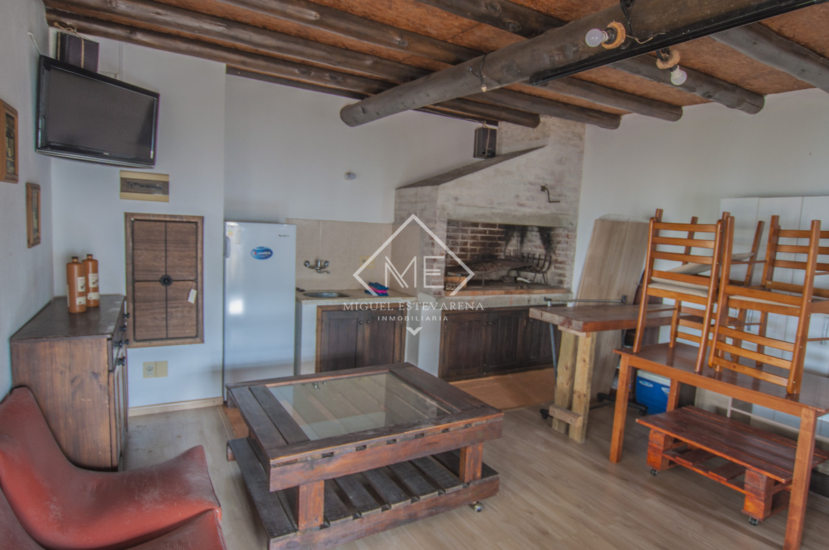 Casa ID.751 - Casa de tres dormitorios y 3 baños a la venta en Pinares
