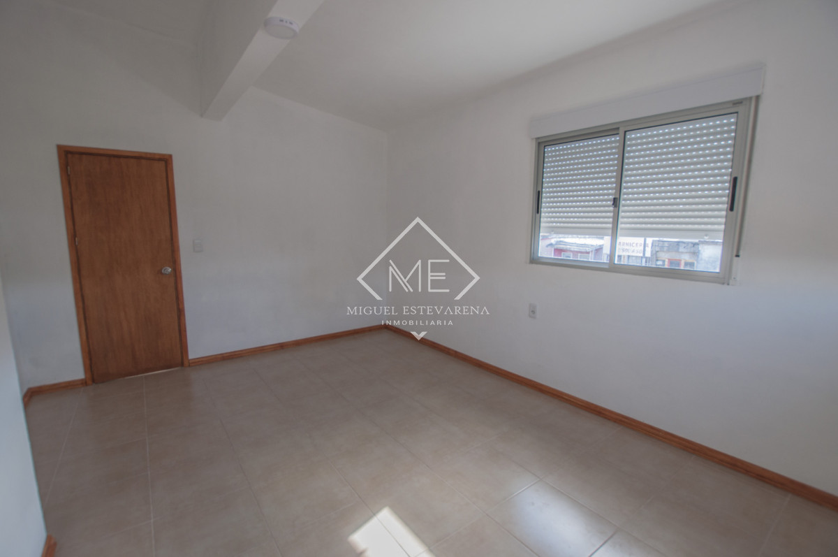 Casa ID.873 - Alquiler en Barrio Las Delicias - Casa 2 Dormitorios Remodelada