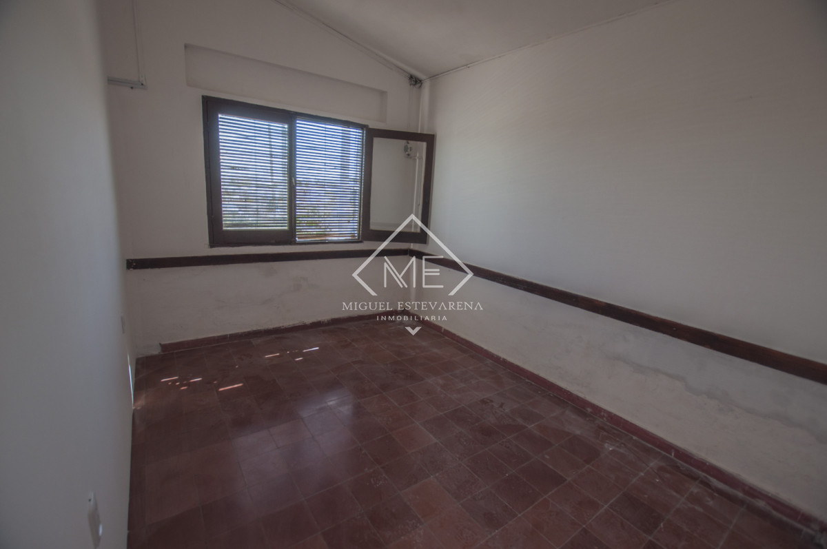 Casa ID.860 - Alquiler Casa 3 Dormitorios Minas - Garaje, Estufa Leña