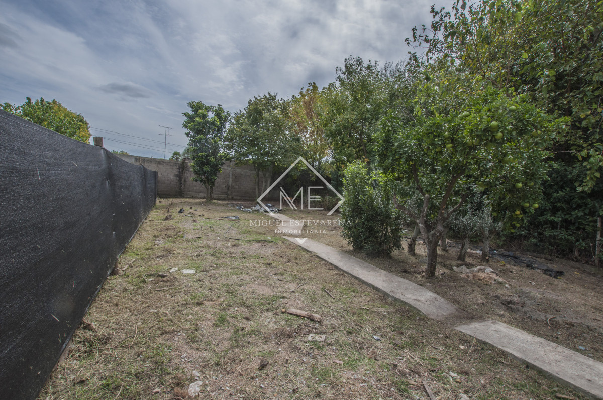 Casa ID.780 - Se alquila casa de tres dormitorios en barrio Estación, Minas.