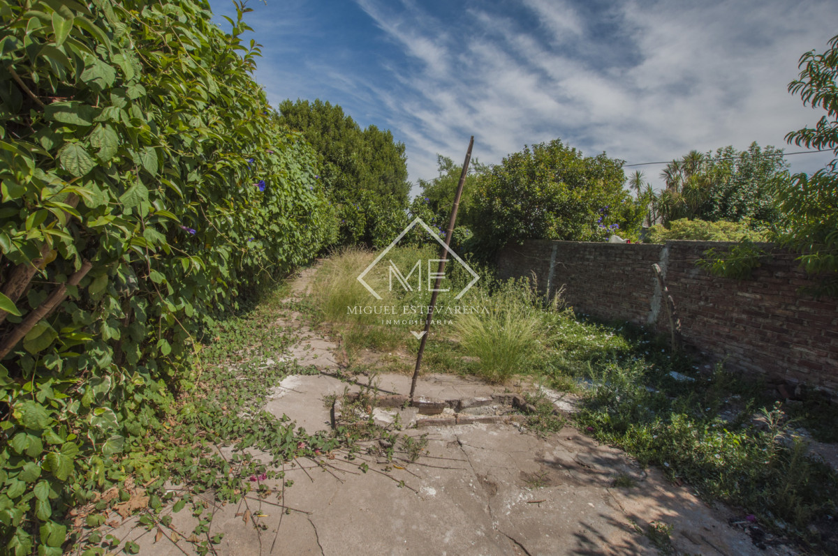 Casa ID.855 - Venta Casa Con Renta - 345m2, Estufa A Leña, Cerca De Todo