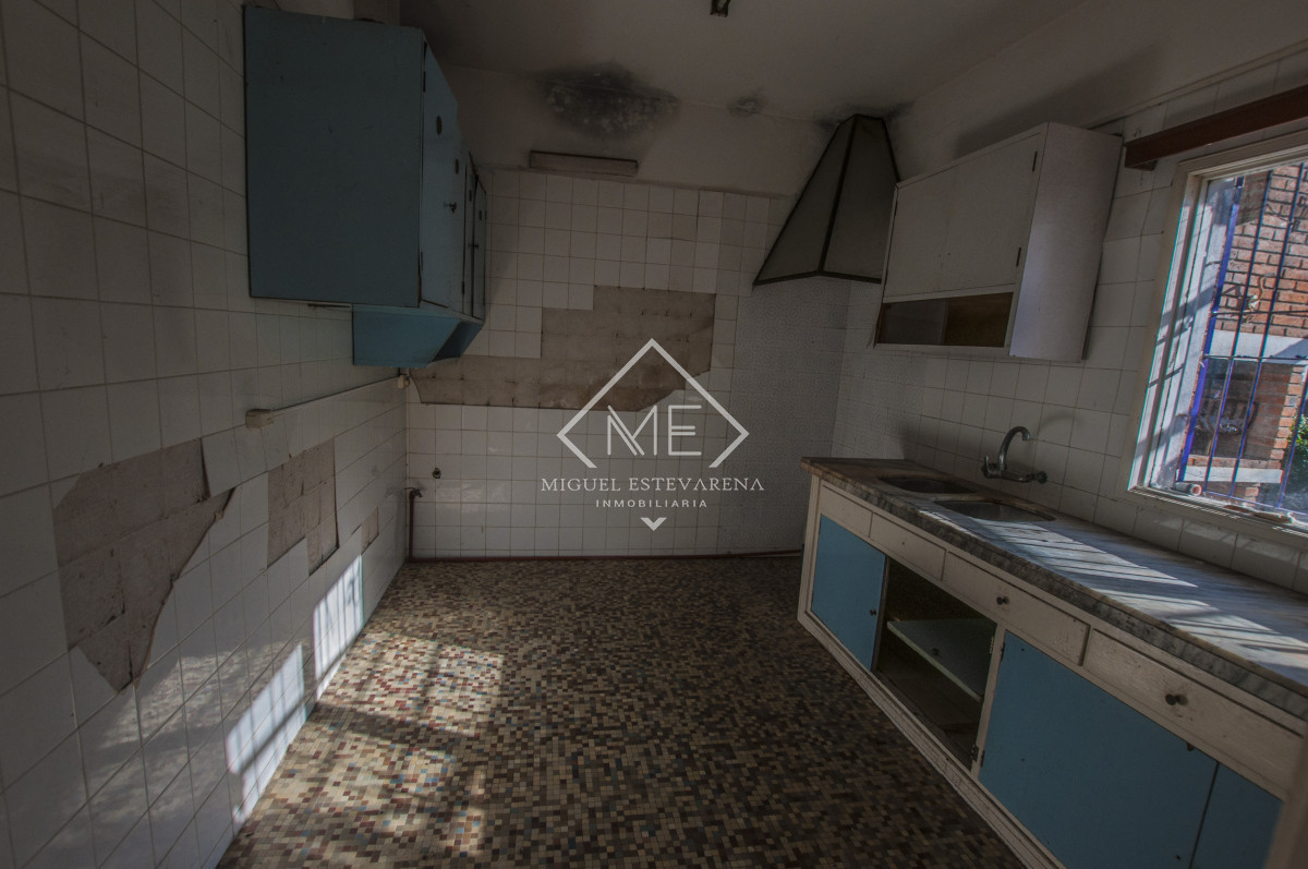 Casa ID.811 - Casa en venta Maldonado - Gran Terreno, Potencial InversorAmpliación