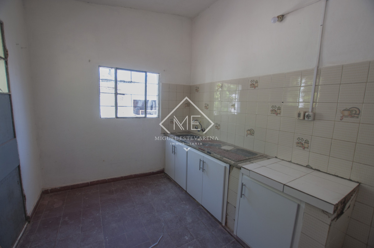 Casa ID.860 - Alquiler Casa 3 Dormitorios Minas - Garaje, Estufa Leña