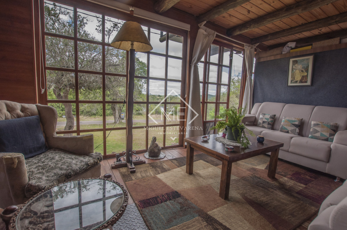 Casa ID.863 - Venta Casa en Piedra y Madera - Balcón Panorámico, Ideal Renta en Villa Serrana