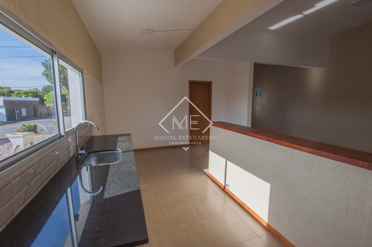 Casa ID.873 - Alquiler en Barrio Las Delicias - Casa 2 Dormitorios Remodelada