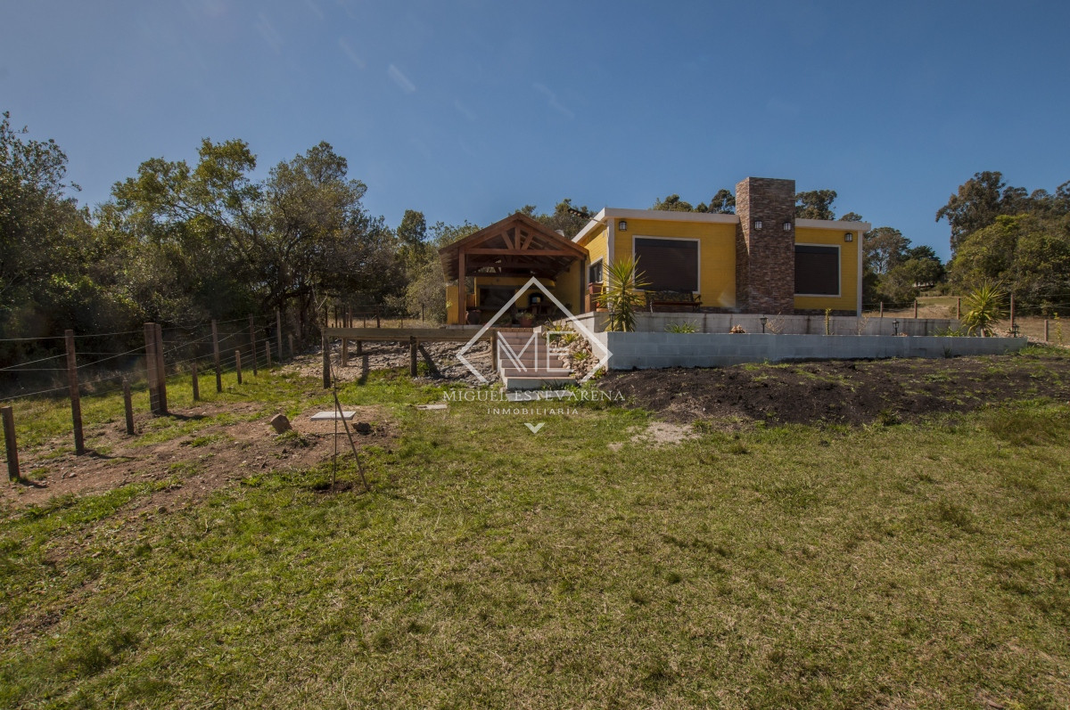 Casa ID.594 - Casa en venta  2 dormitorios