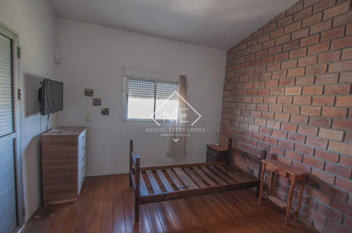 Casa ID.803 - Amplia casa a la venta en Minas