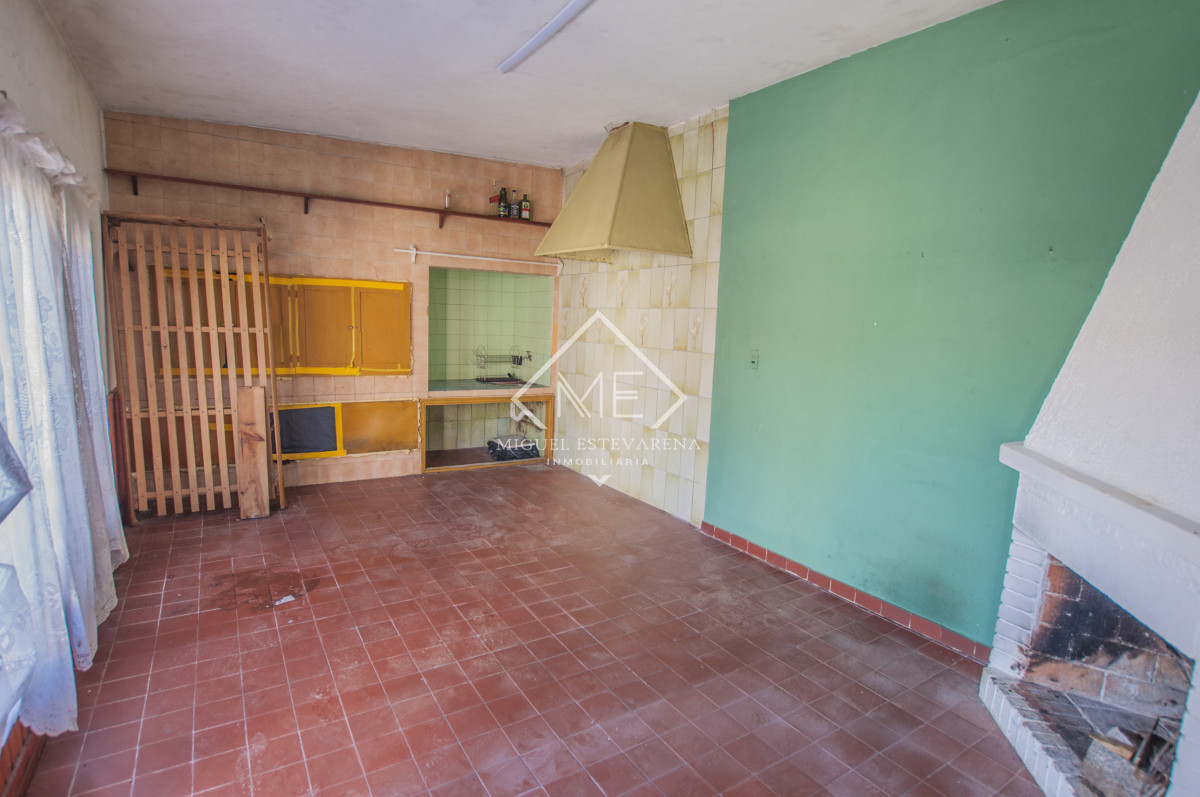 Casa ID.811 - Casa en venta Maldonado - Gran Terreno, Potencial InversorAmpliación