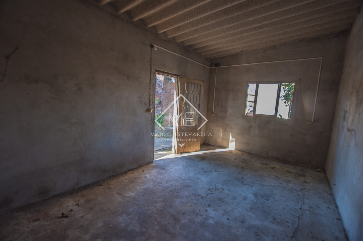 Casa ID.811 - Casa en venta Maldonado - Gran Terreno, Potencial InversorAmpliación