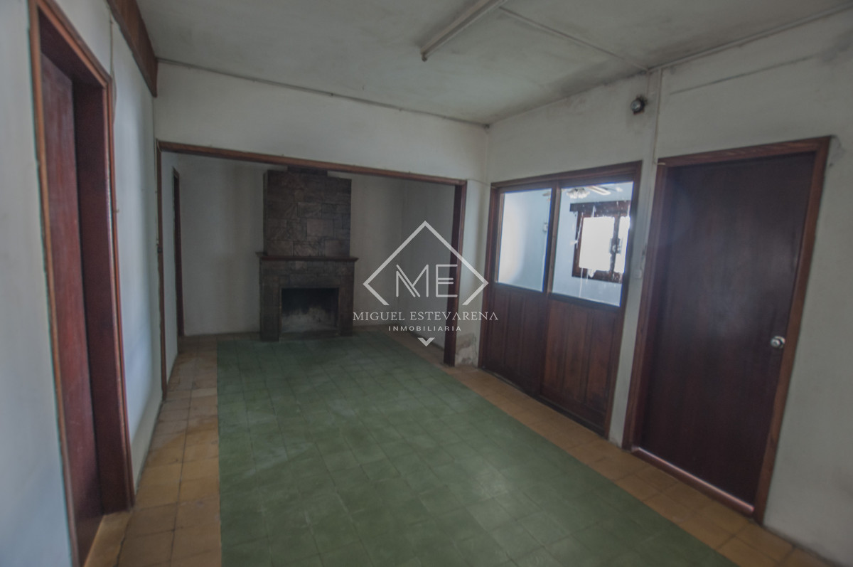 Casa ID.902 - Casa a la Venta en Barrio Las Pitas - 110 m² Construidos y Gran Terreno