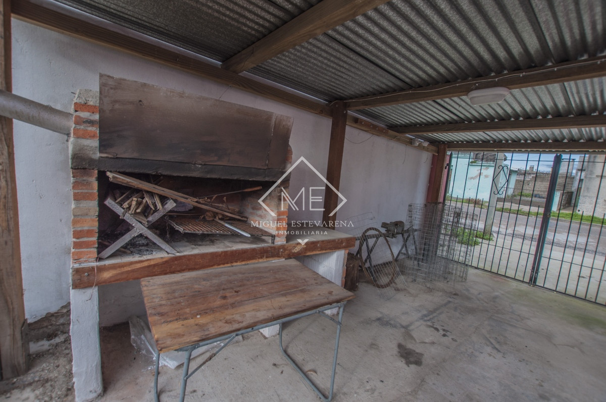 Casa ID.727 - Casa de dos dormitorios a la venta en barrio olímpico de Minas