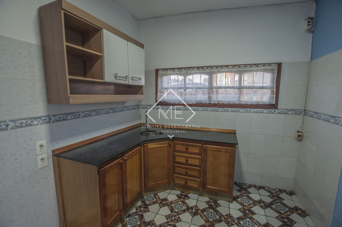 Casa ID.822 - Casa Minas - 2/3 Dorm. + Monoambiente, Gran Terreno Esquina