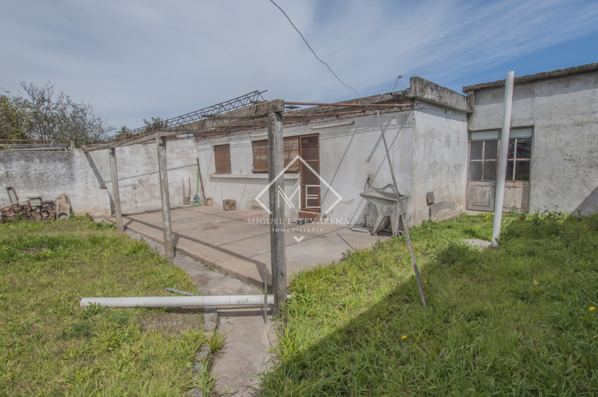 Casa ID.902 - Casa a la Venta en Barrio Las Pitas - 110 m² Construidos y Gran Terreno