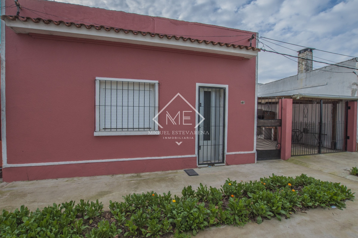 Casa ID.727 - Casa de dos dormitorios a la venta en barrio olímpico de Minas