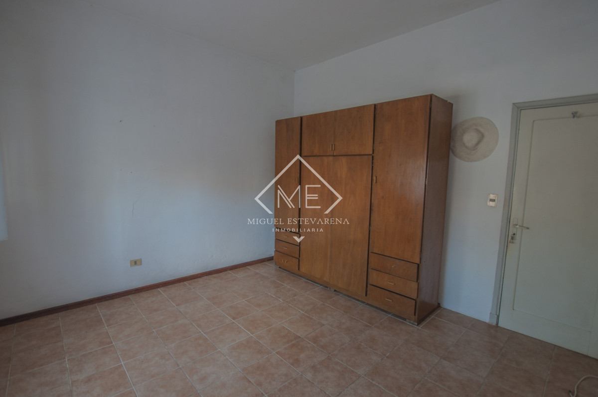 Casa ID.784 - Venta Casa 2 Dorm. Maldonado - Potencial Inversor, Entrada Lateral