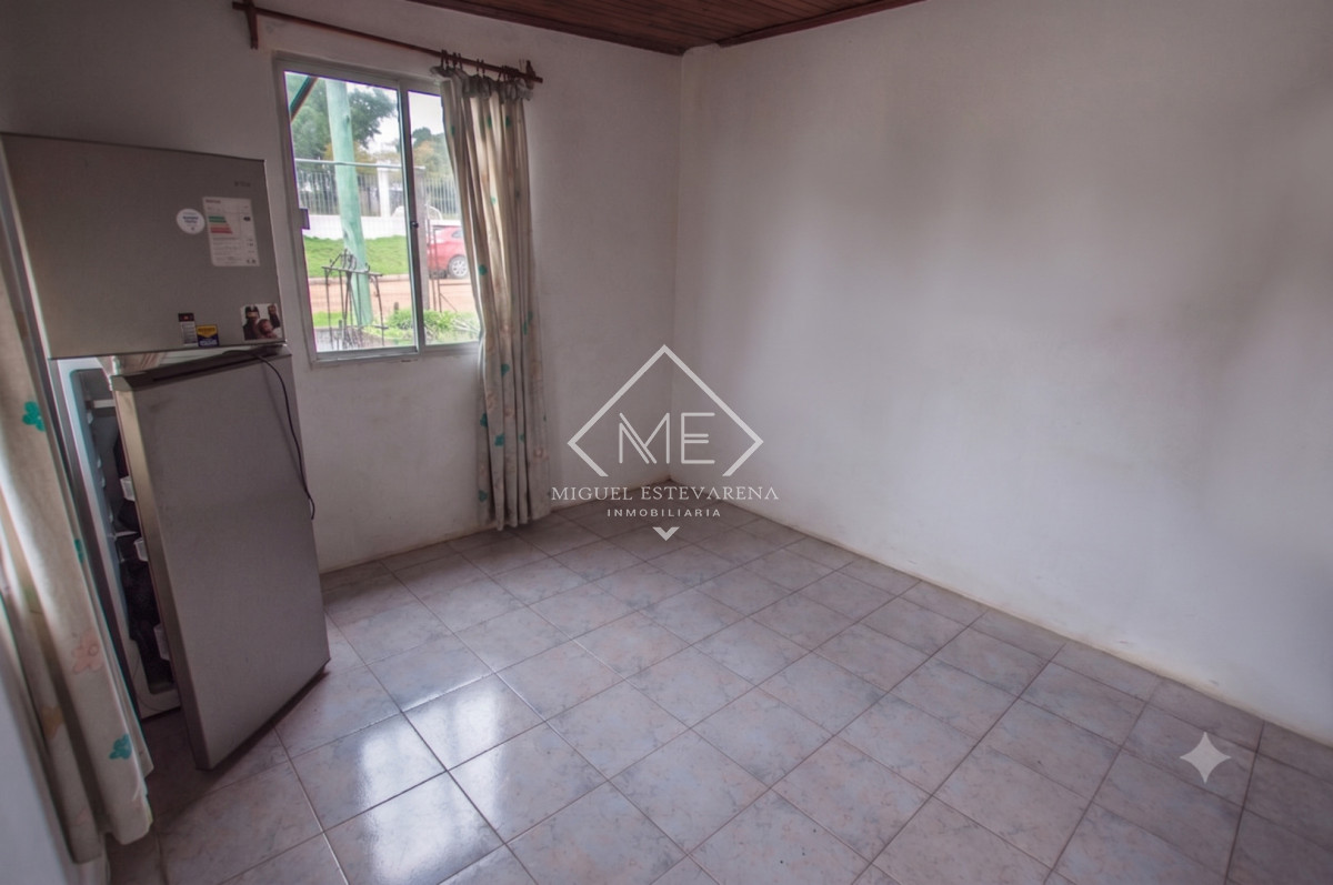 Casa ID.890 - Casa a la Venta en Barrio España - 3 Dormitorios, Cochera, Parrillero y Terreno Amplio