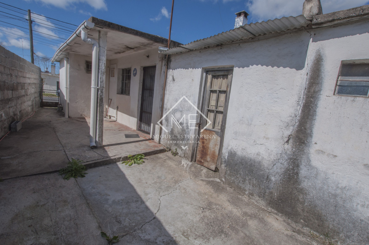Casa ID.896 - Casa a la Venta a Pasos de UTU - 112 m² Construidos y 492 m² de Terreno