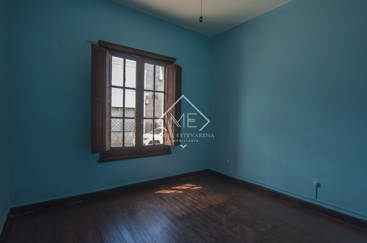 Casa ID.855 - Venta Casa Con Renta - 345m2, Estufa A Leña, Cerca De Todo