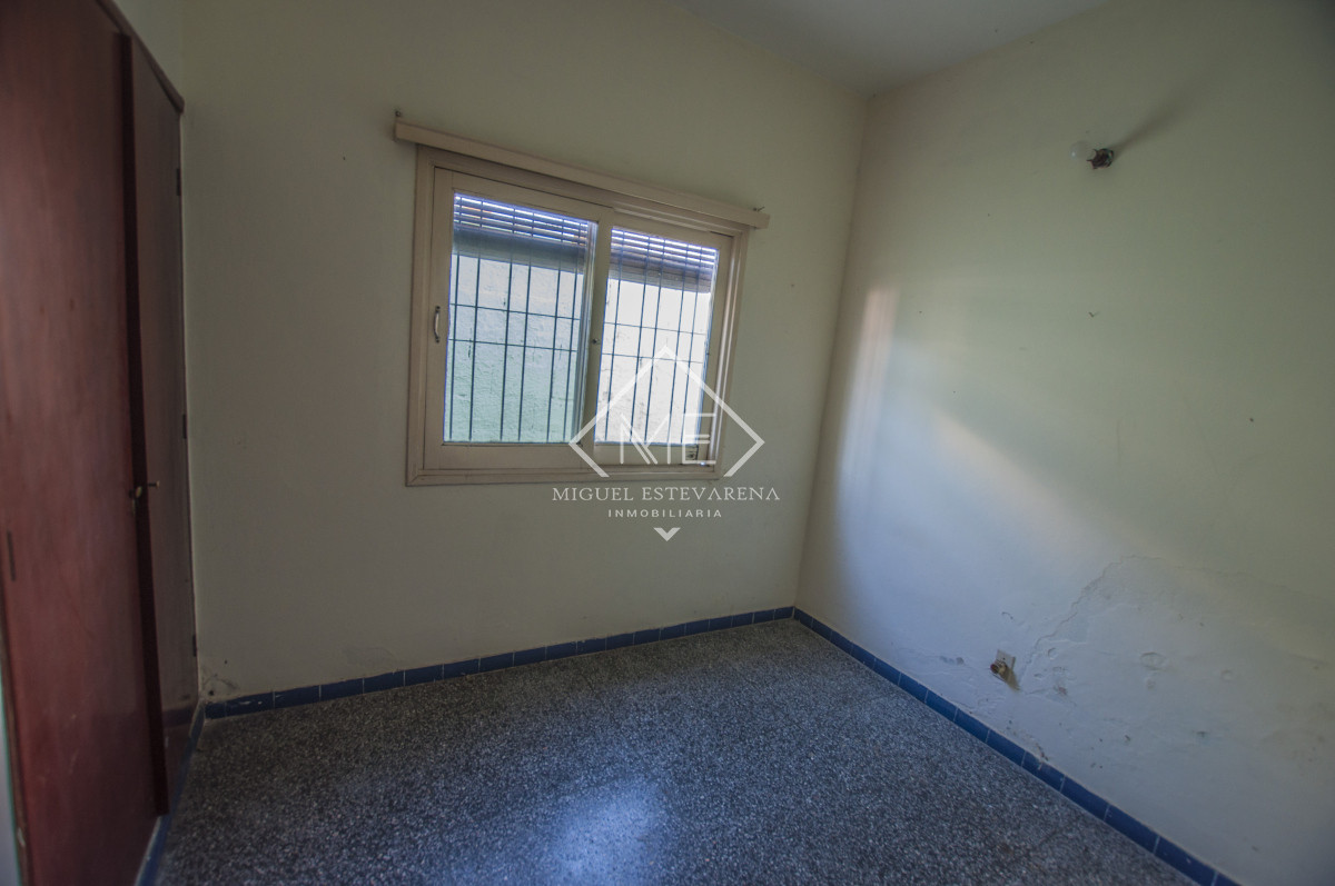 Casa ID.811 - Casa en venta Maldonado - Gran Terreno, Potencial InversorAmpliación