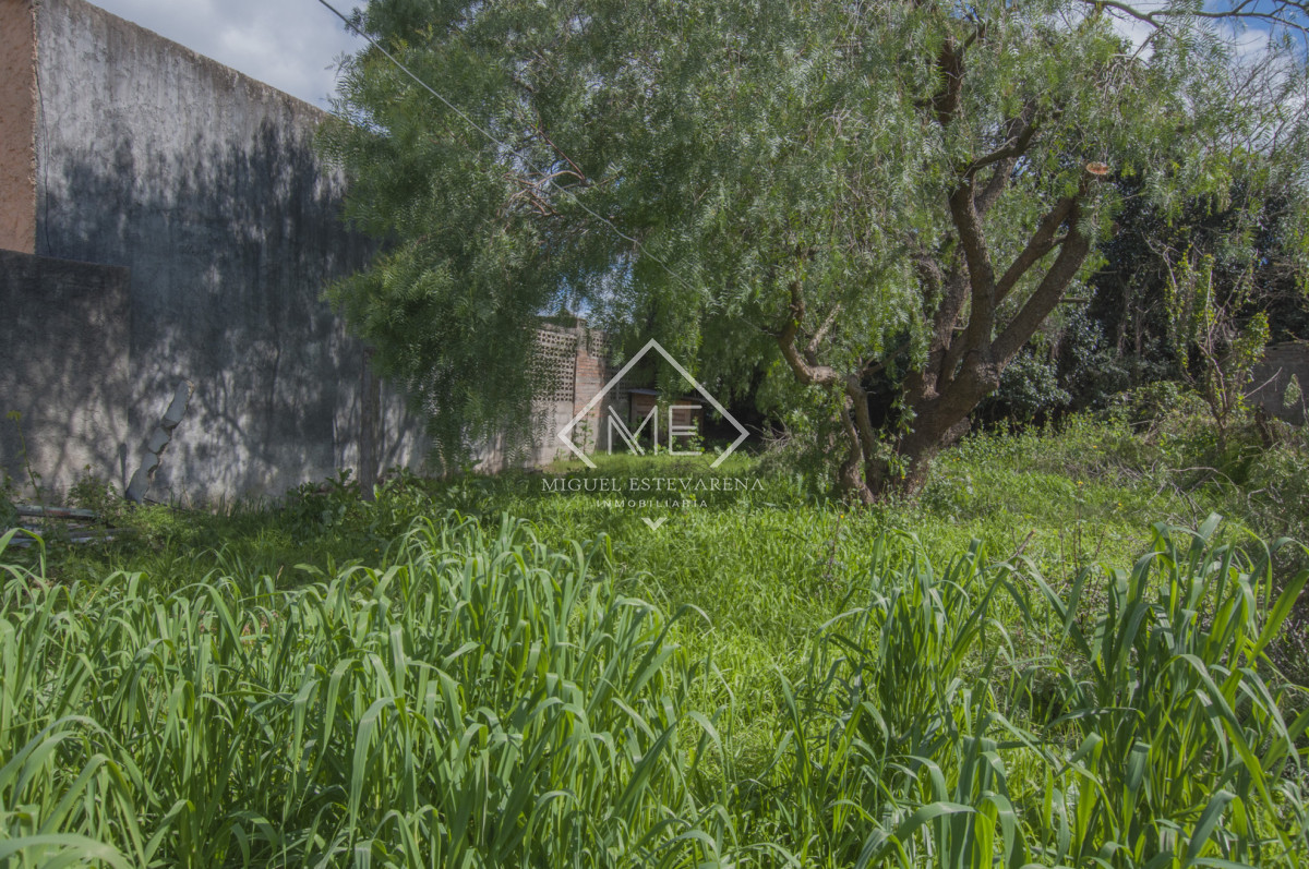 Casa ID.896 - Casa a la Venta a Pasos de UTU - 112 m² Construidos y 492 m² de Terreno