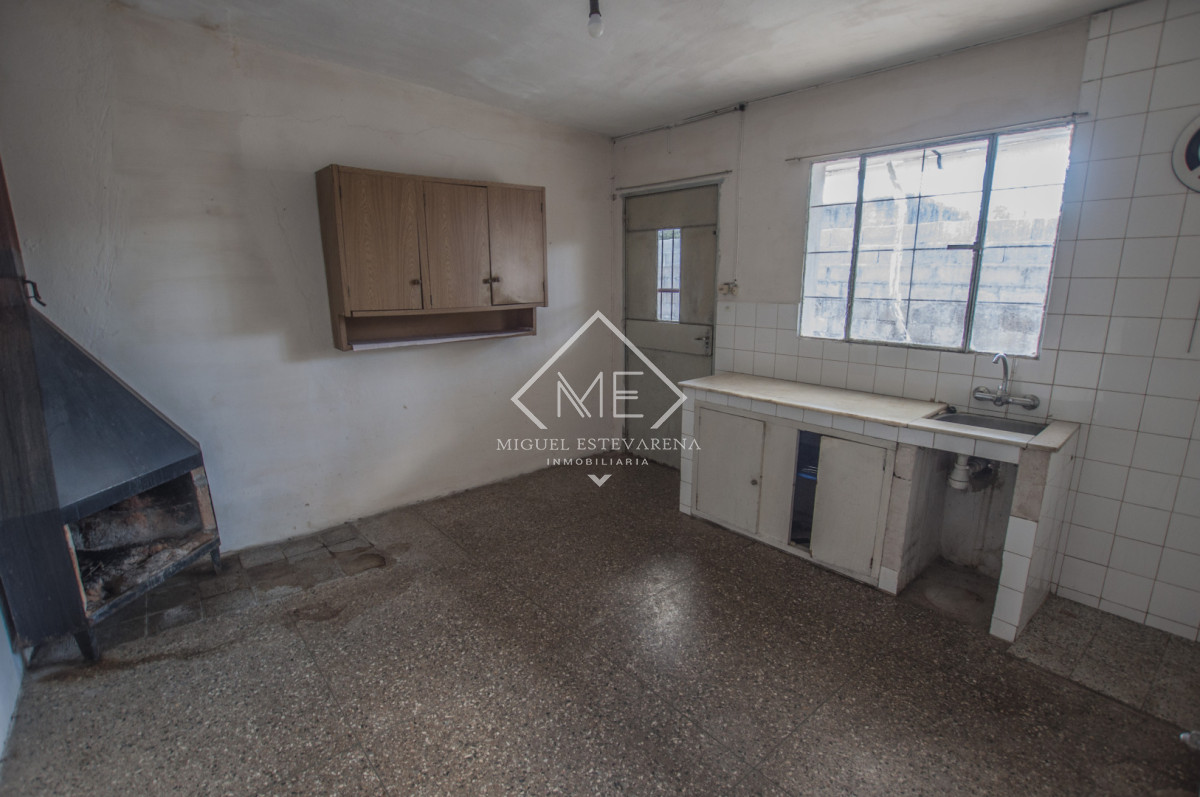 Casa ID.896 - Casa a la Venta a Pasos de UTU - 112 m² Construidos y 492 m² de Terreno