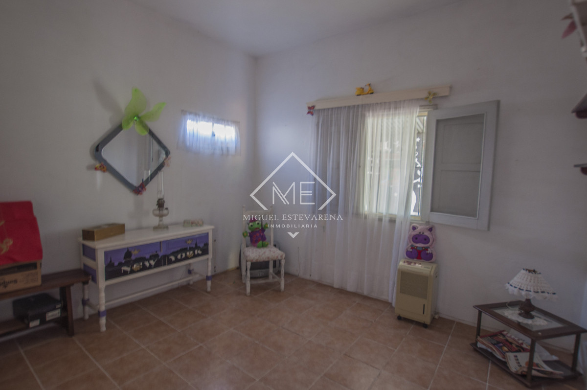 Casa ID.784 - Venta Casa 2 Dorm. Maldonado - Potencial Inversor, Entrada Lateral