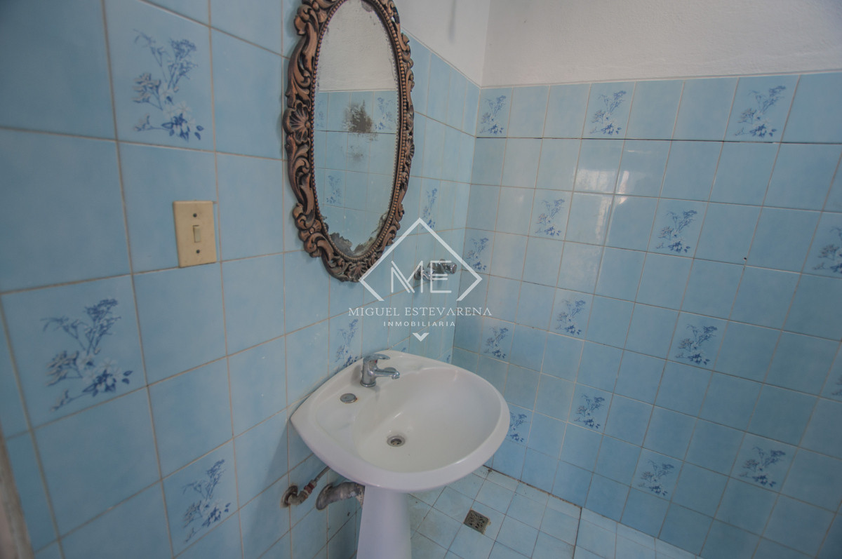 Casa ID.811 - Casa en venta Maldonado - Gran Terreno, Potencial InversorAmpliación