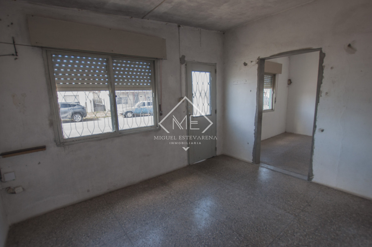 Casa ID.896 - Casa a la Venta a Pasos de UTU - 112 m² Construidos y 492 m² de Terreno