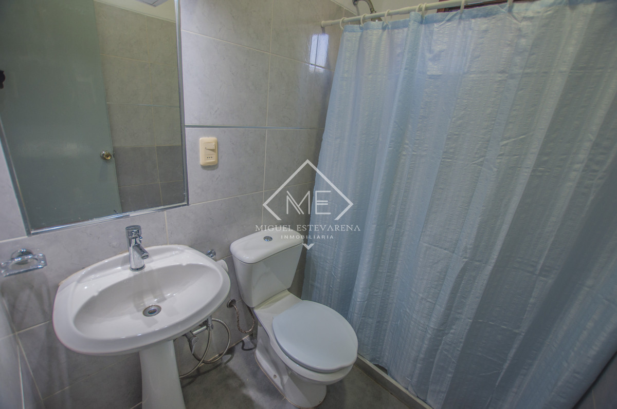 Casa ID.822 - Casa Minas - 2/3 Dorm. + Monoambiente, Gran Terreno Esquina