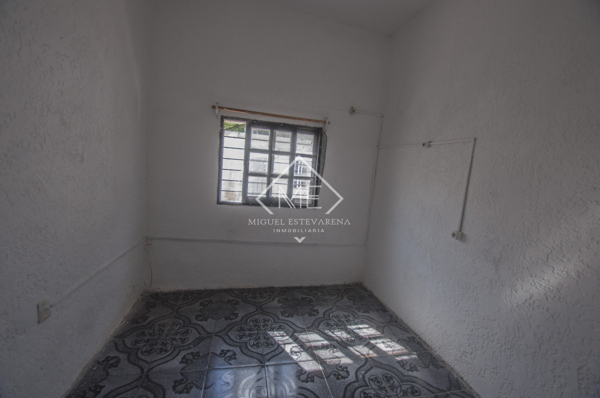 Casa ID.771 - Casa de 3 dormitorios en alquiler, Minas. 