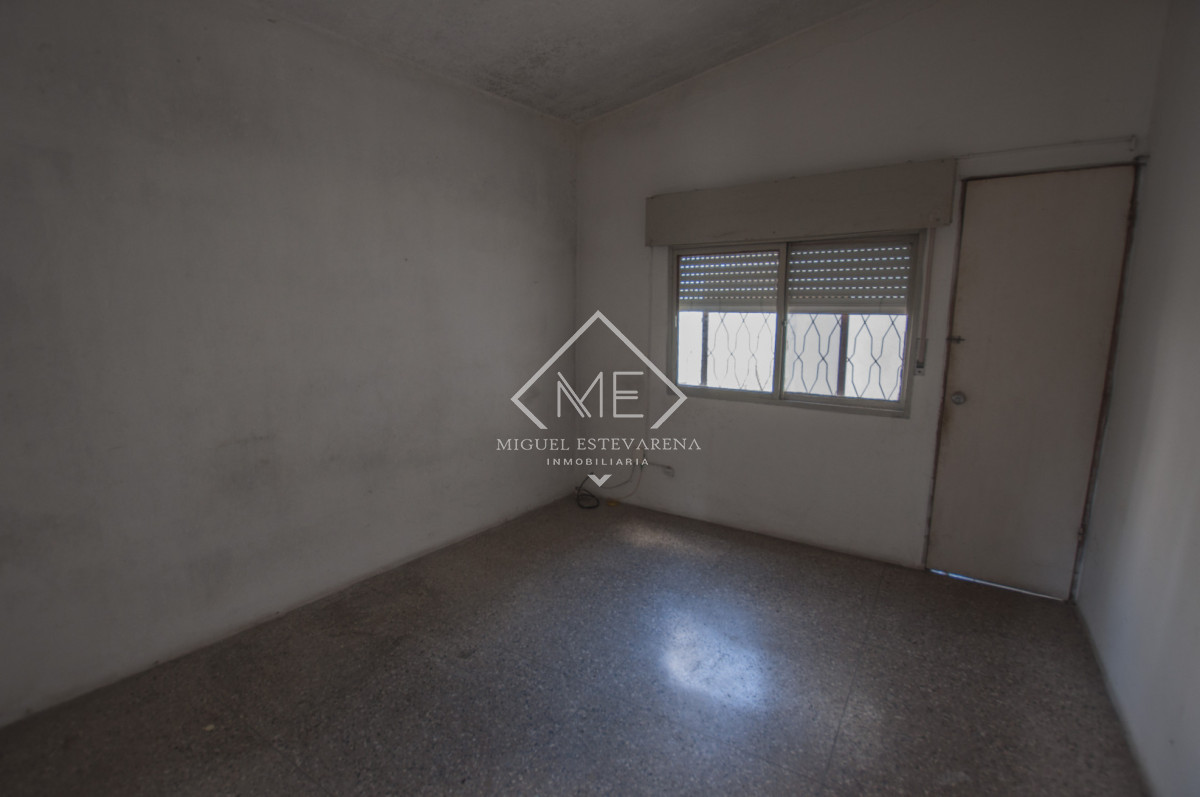 Casa ID.896 - Casa a la Venta a Pasos de UTU - 112 m² Construidos y 492 m² de Terreno