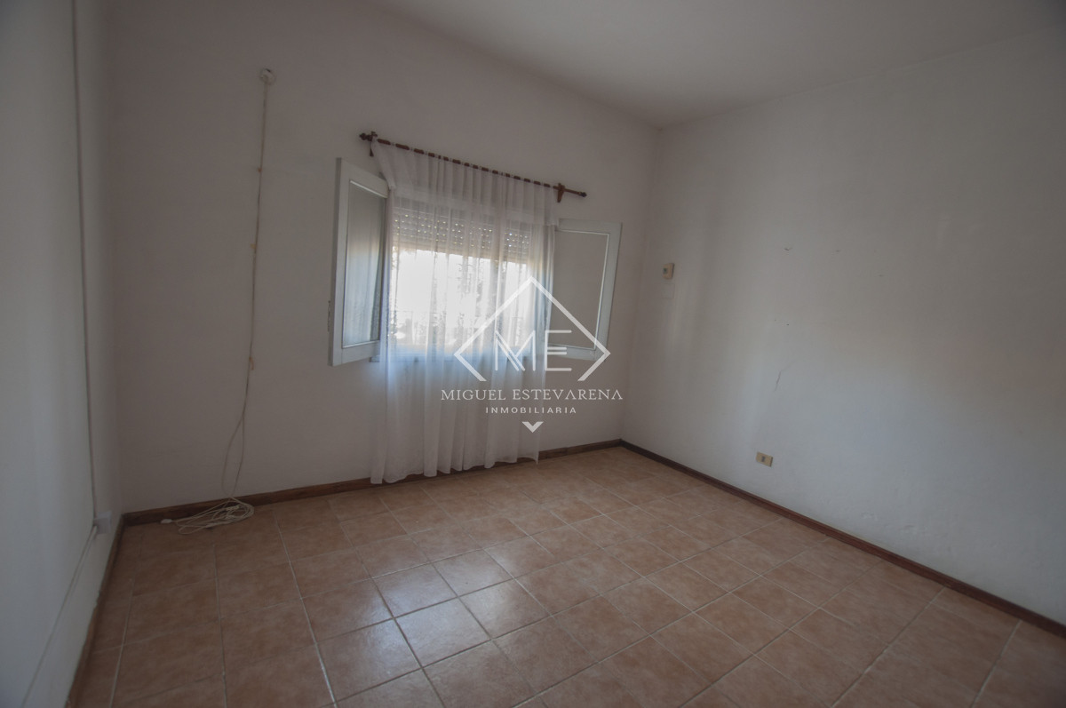 Casa ID.784 - Venta Casa 2 Dorm. Maldonado - Potencial Inversor, Entrada Lateral