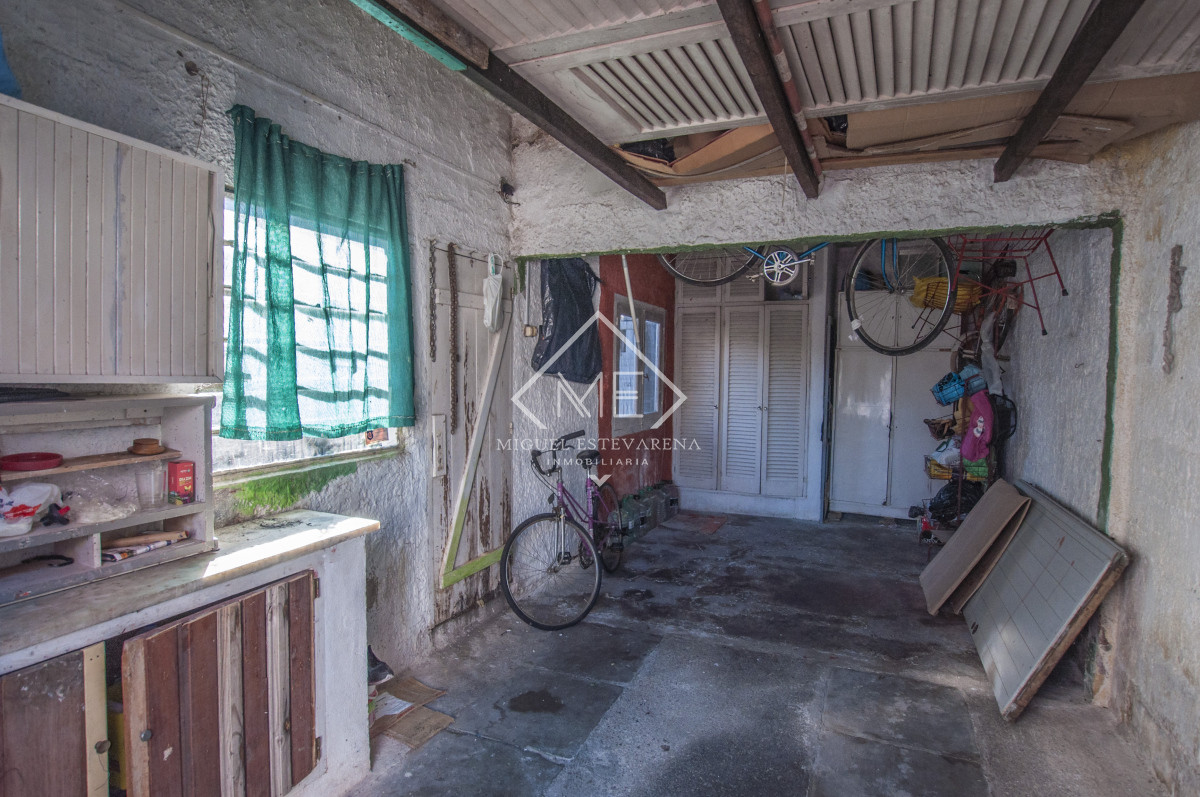 Casa ID.784 - Venta Casa 2 Dorm. Maldonado - Potencial Inversor, Entrada Lateral